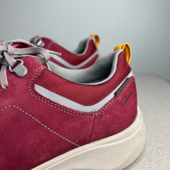 Women’s Clarks Wave 2.0 Lace Waterproof – Wine - Picture 7 of 9